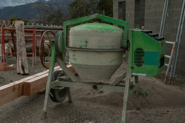 Jak długo schnie beton? Od czego to zależy? jak długo schnie beton?