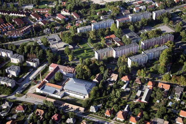 Dom czy mieszkanie – wady i zalety dom czy mieszkanie